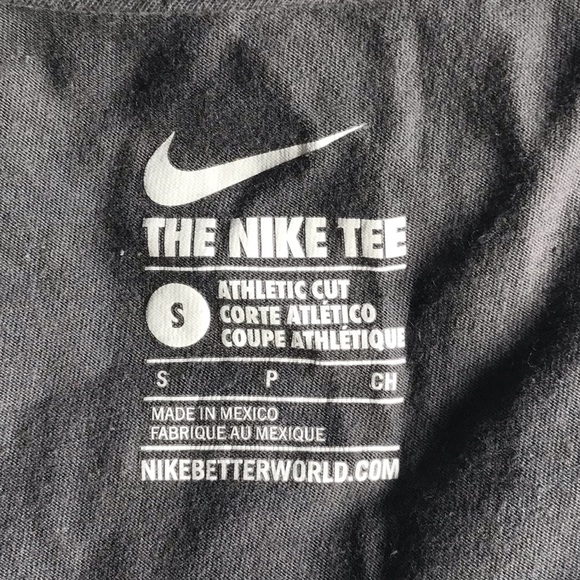 Nike Long Sleeve - Picture 3 of 5